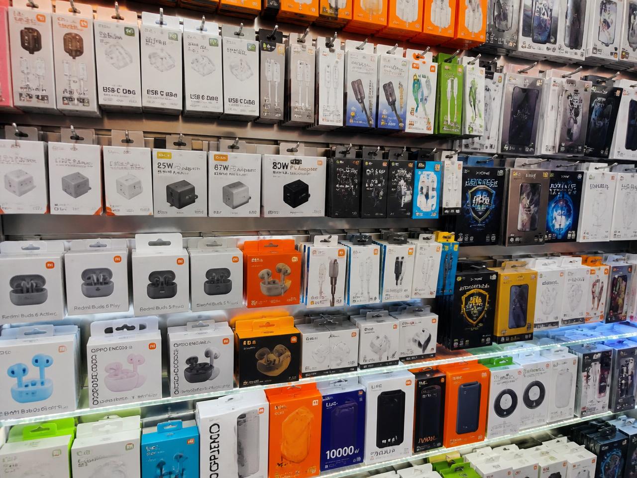 Accessoires et chargeurs disponibles immédiatement